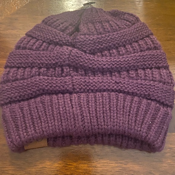 NWT CC beanie hat dark purple - Picture 2 of 3
